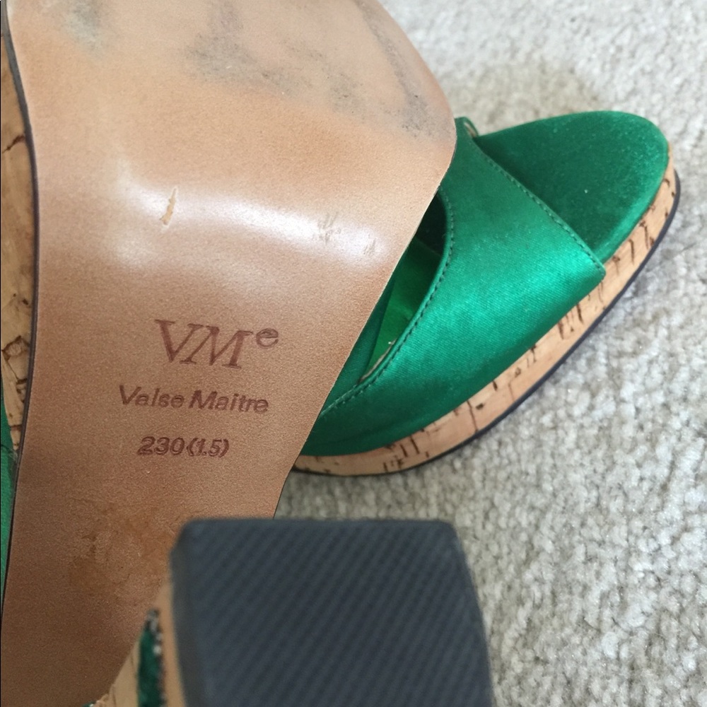 Shoes - Picture 6 of 6